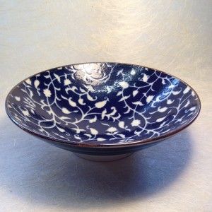 Kom do blauw met witte tekening / Bowl dark blue with white design