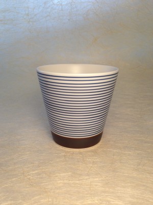 Theetas blauwe ribbel/Tea cup bleu stripes.