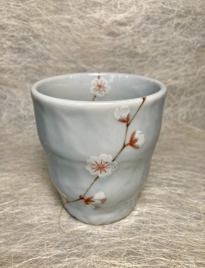 Theetas sakura tak.