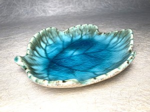 Schaaltje blad turquoise.